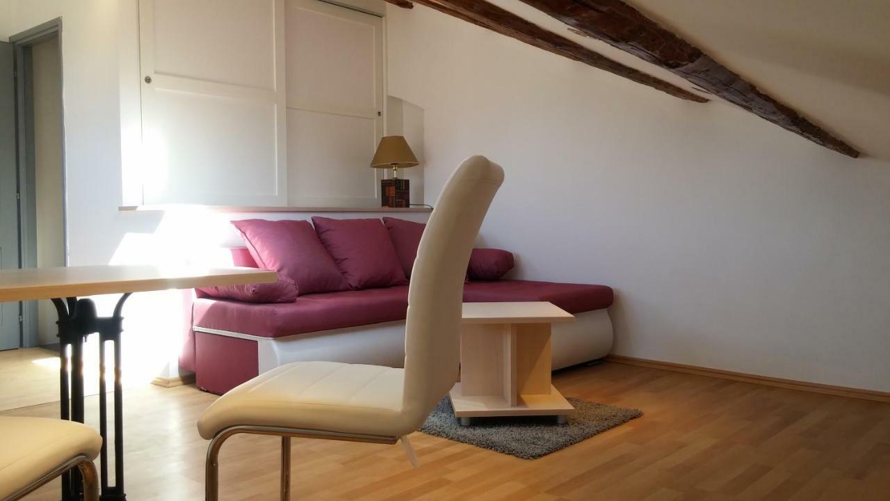 Family House Nerezine 아파트 외부 사진