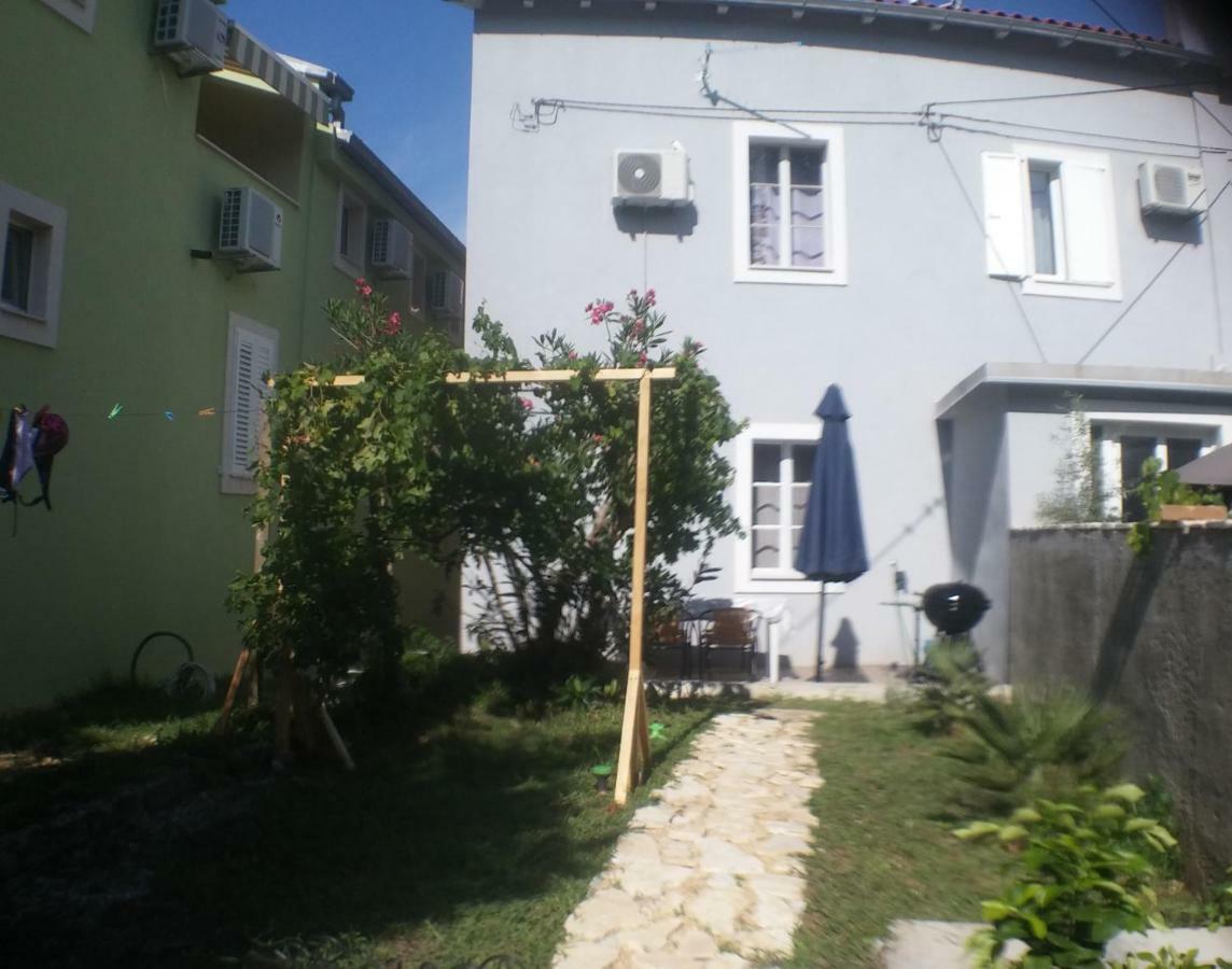 Family House Nerezine 아파트 외부 사진
