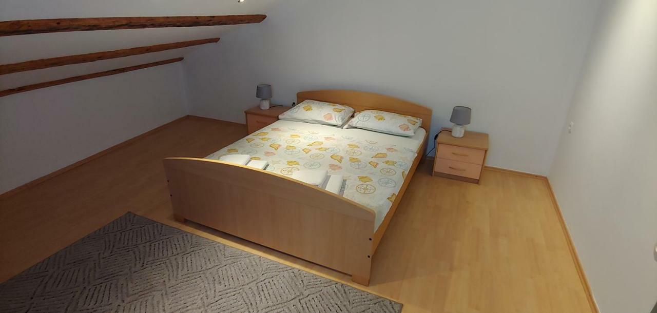 Family House Nerezine 아파트 외부 사진